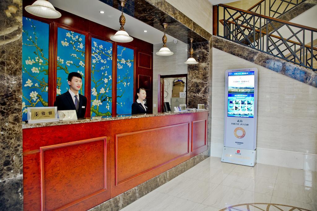 Chengdu Theme Hotel Exterior foto
